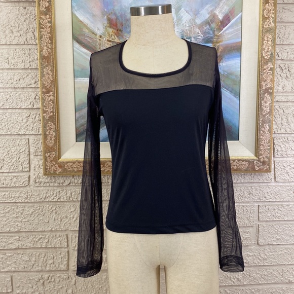 Gioano Sheer Mesh Contrast Pullover Style Knit Top - Picture 6 of 8